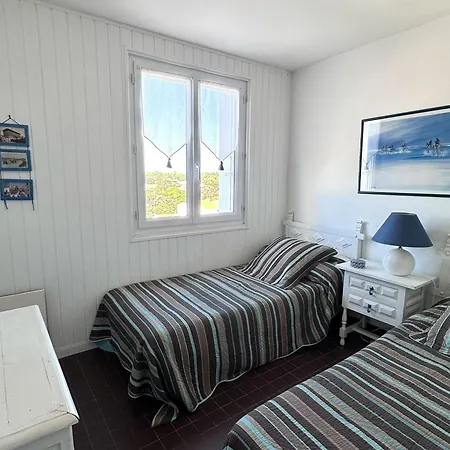 Familial En Bord De Avec Balcon Et Parking A Jean De Monts - Fr-1-323-505 Apartment *